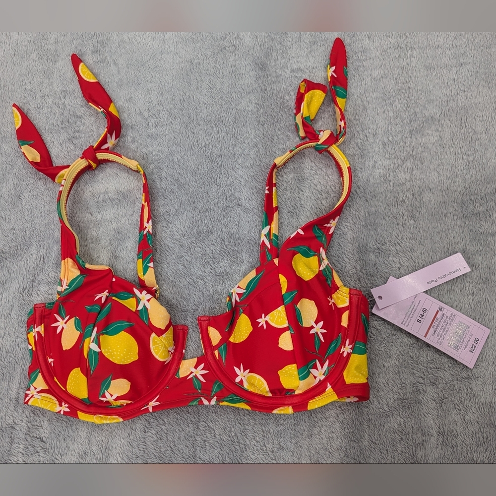 NWT Target Wild Fable Red And Yellow Lemon Print Bikini Top Size Small